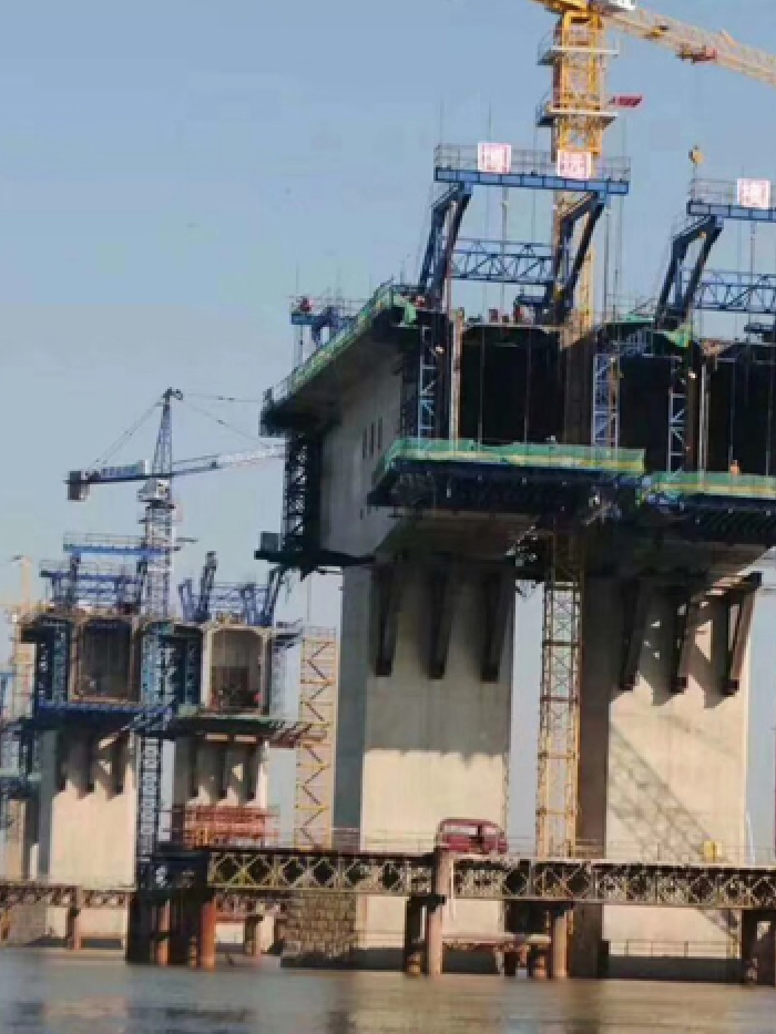 جسر النهر الأصفر Xingyang Cast in Situ Beam Cantilever Form Traveler Boyou