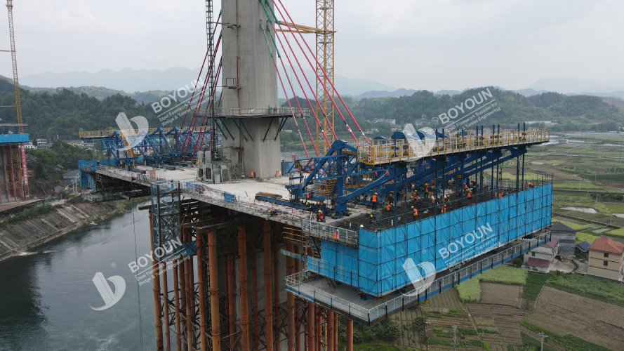 صندوق واحد متعدد الخلايا Cantilever Form المسافر