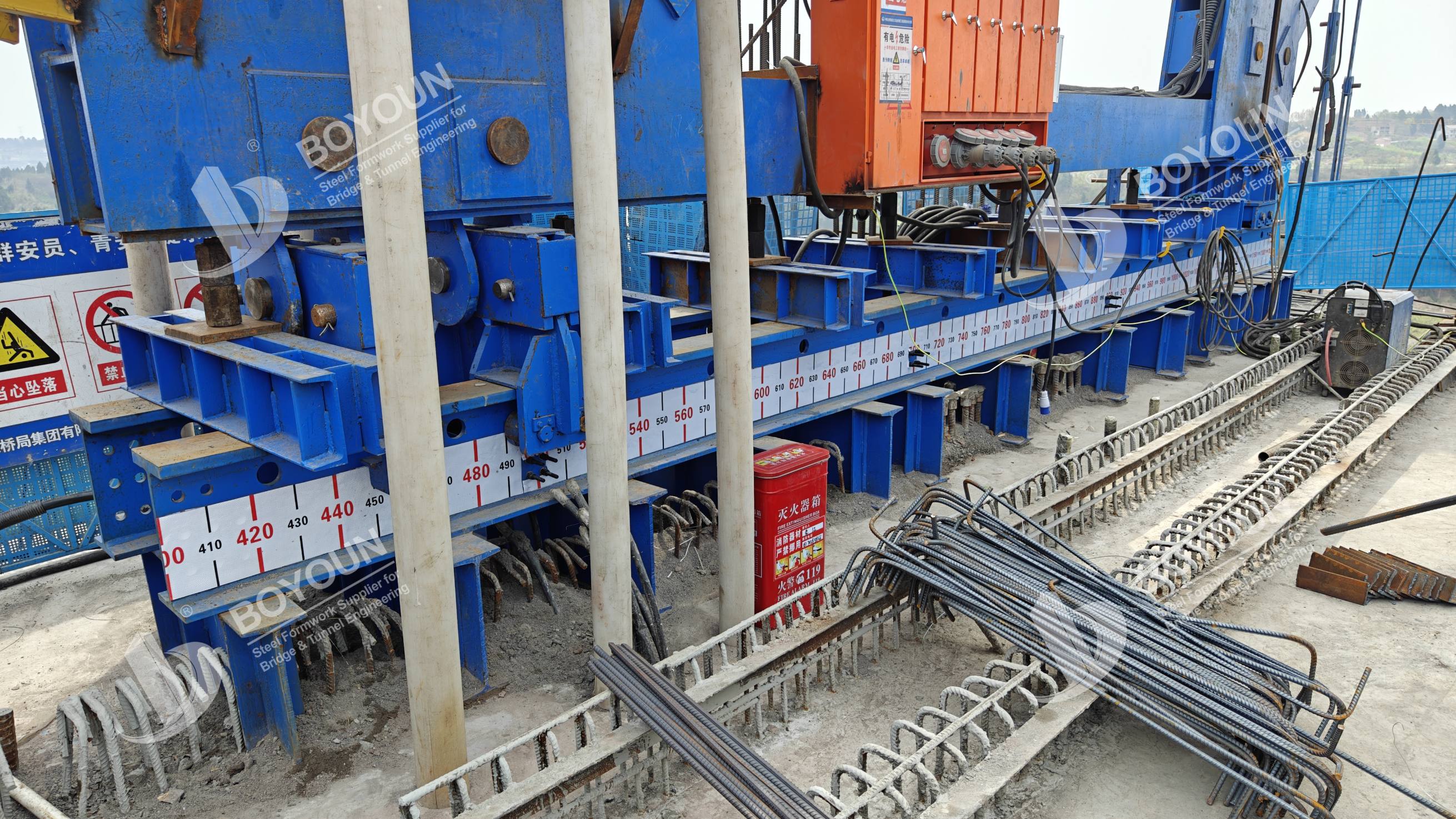 مشروع جسر تووجيانغ الضخم