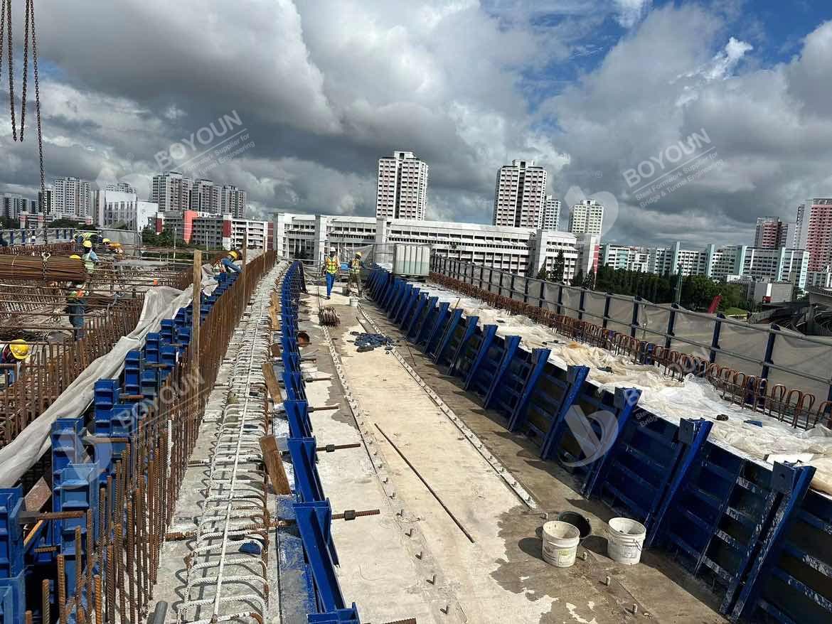 7 نقاط فنية من الصب في مكان مربع Girder البناء في هندسة الطرق والجسور