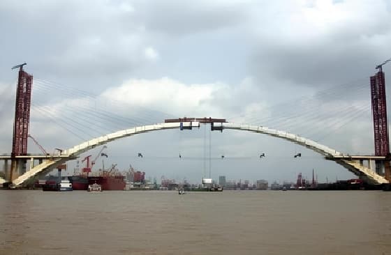 جسر أرش الصلب